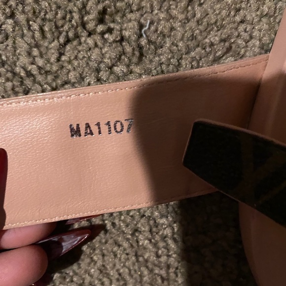 Louis Vuitton Bom Dia Mules Sandals - Picture 3 of 7